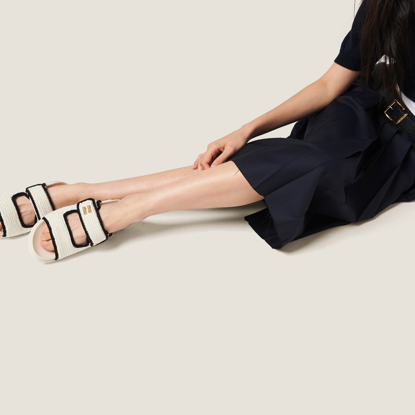 Miu Miu – Sandales en maille crochet – Édition Ivoire & Noir